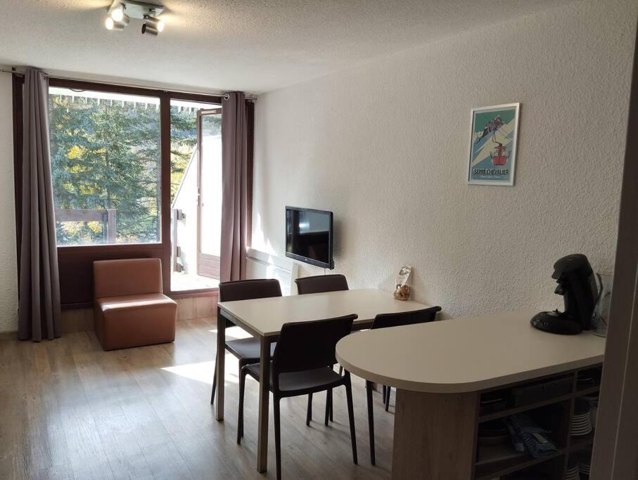 Appartement Idealement Situe Saint-Chaffrey Zewnętrze zdjęcie